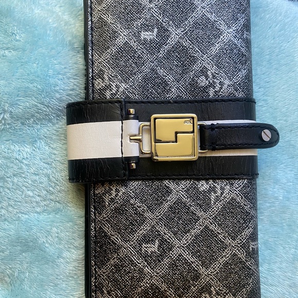 LAMB - Picture 8 of 11